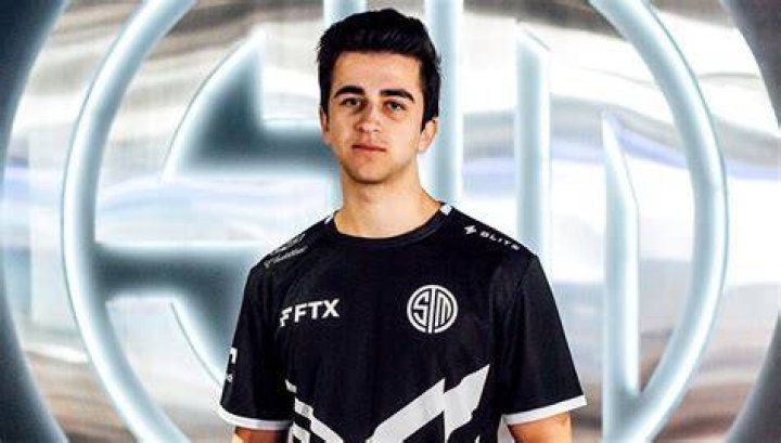 Who is Twitch Streamer EpikWhale? Age, Wiki, Biography, Real Name, Net Worth