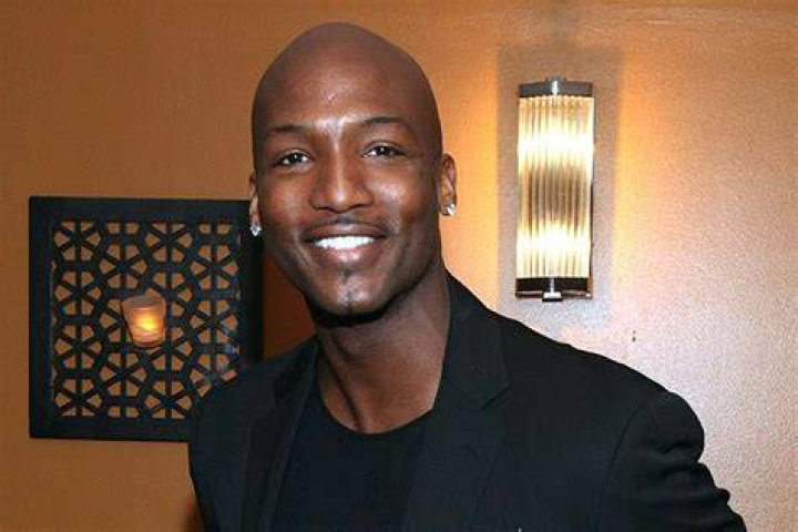Who was Clifton Oliver? Lion King star dies at 47