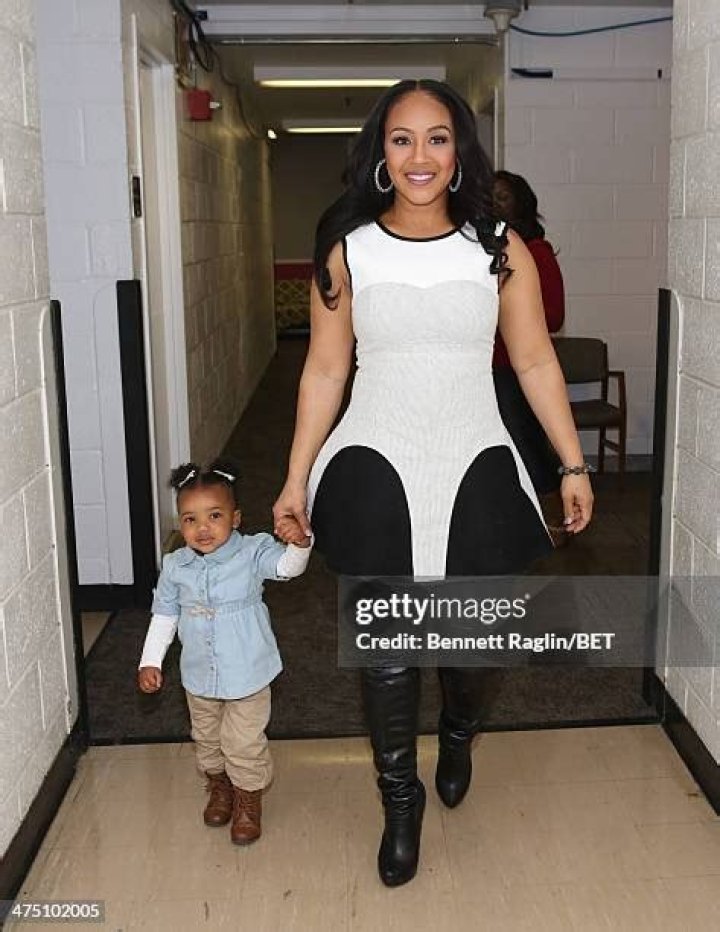 Zadeiah Campbell-Davies Age, Wiki, Biography, Height, Boyfriend, In My Skin